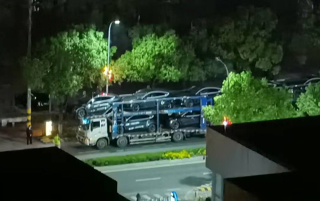 下应北路半夜总响起倒车声 恼人困局如何解